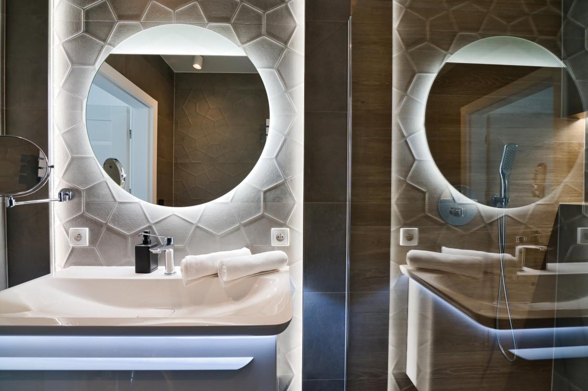 Dom Z Basenem I Jacuzzi Do 10 Osob Zator Willa Luxhouse Esterno foto