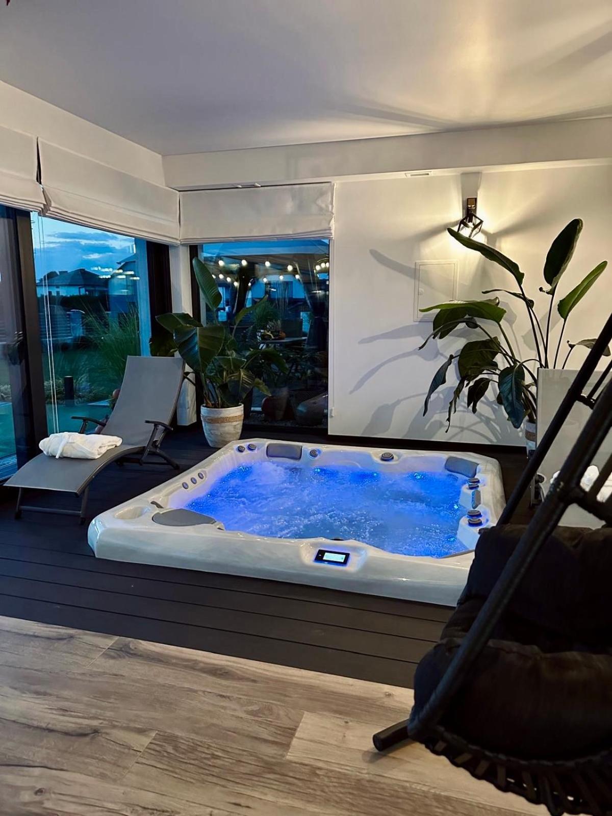 Dom Z Basenem I Jacuzzi Do 10 Osob Zator Willa Luxhouse Esterno foto